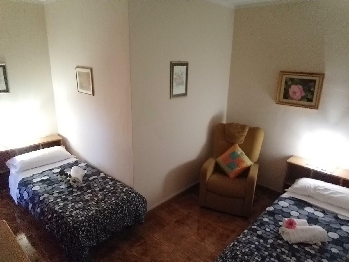 Apartament Casa Vacanze Niko Ap Cir Cni00247 Sirmione Exteriör bild