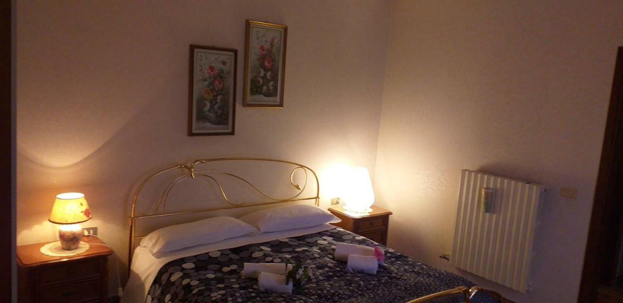 Apartament Casa Vacanze Niko Ap Cir Cni00247 Sirmione Exteriör bild